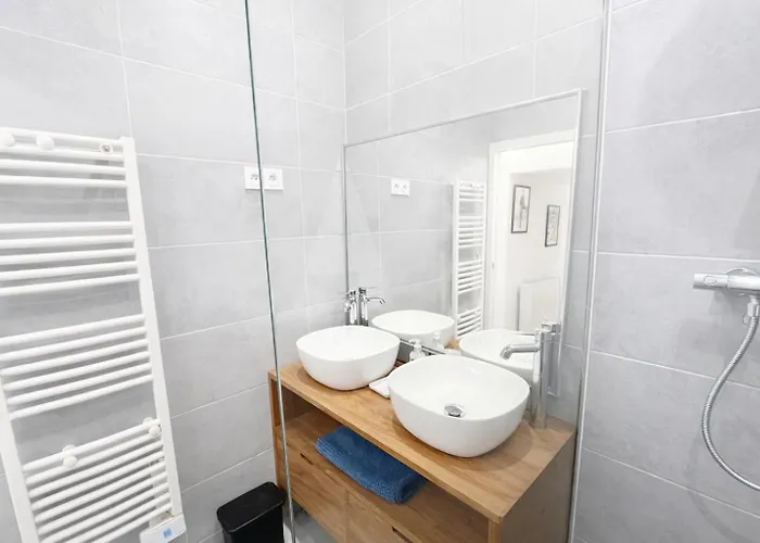 Apartment Le Temps Retrouve-pere Lachaise-wifi By La Cle Des Expos